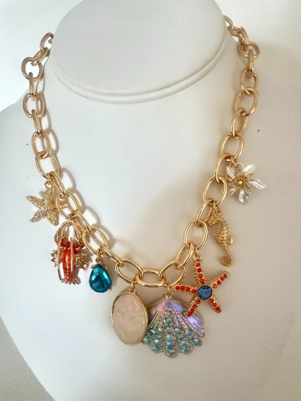 NWT Betsey Johnson Gold tone sea life Necklace lobster shell starfish Beach $128